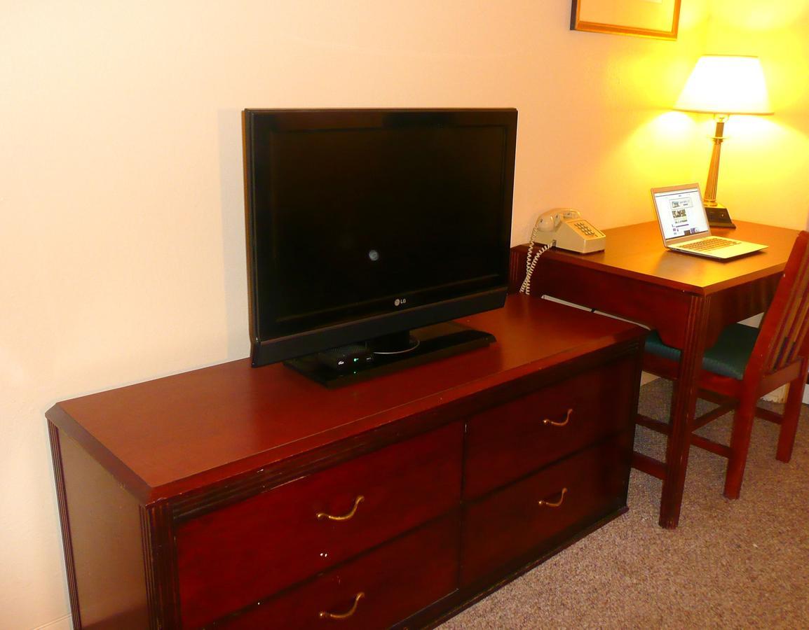 Red Bluff Inn מראה חיצוני תמונה